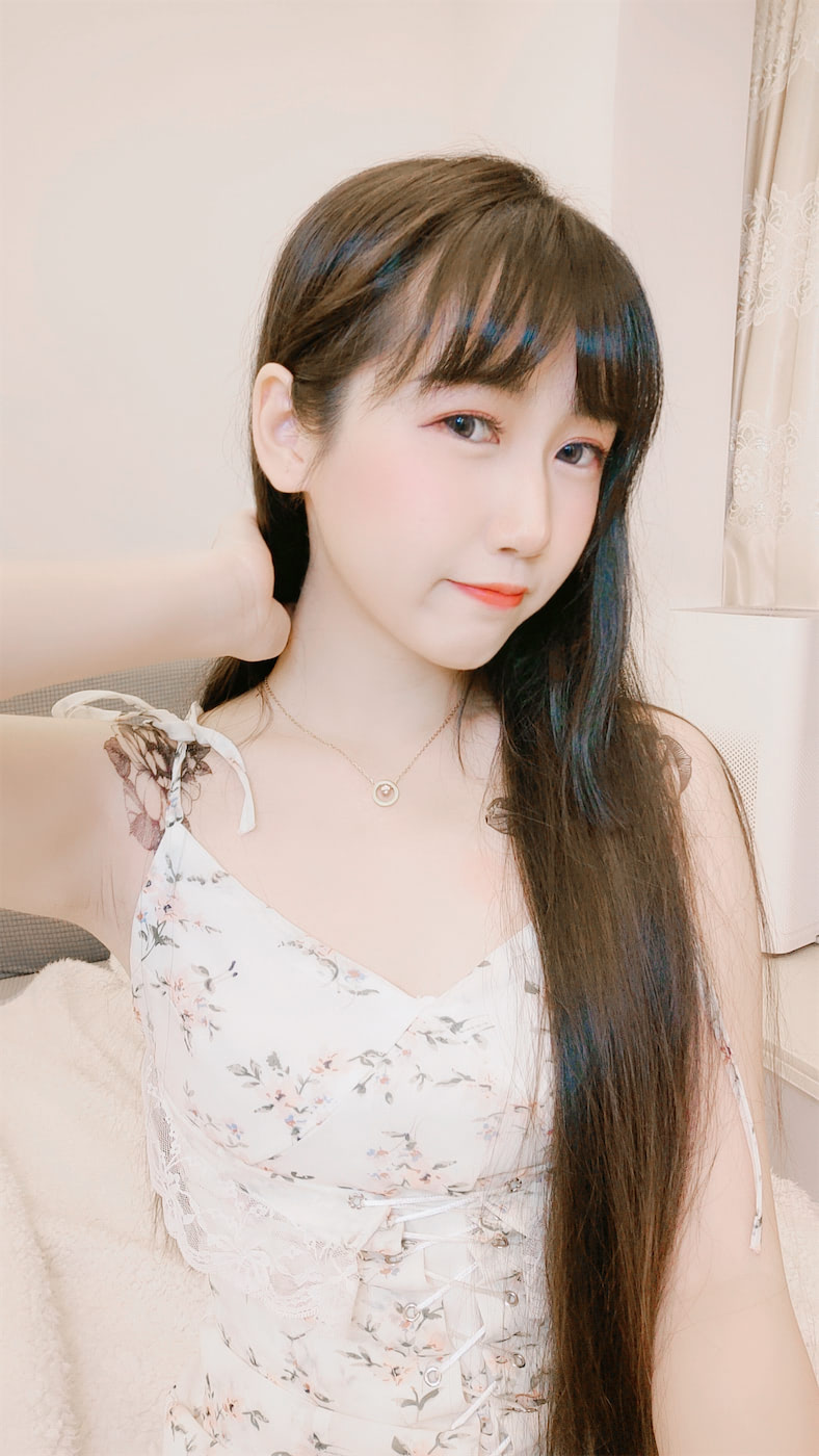 不呆猫连衣裙自拍14图插图1