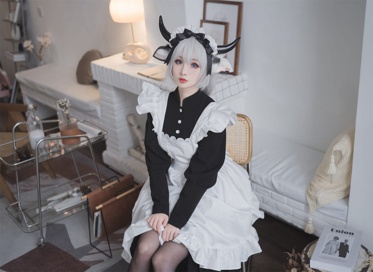 rioko凉凉子贴心奶牛女仆45图插图1