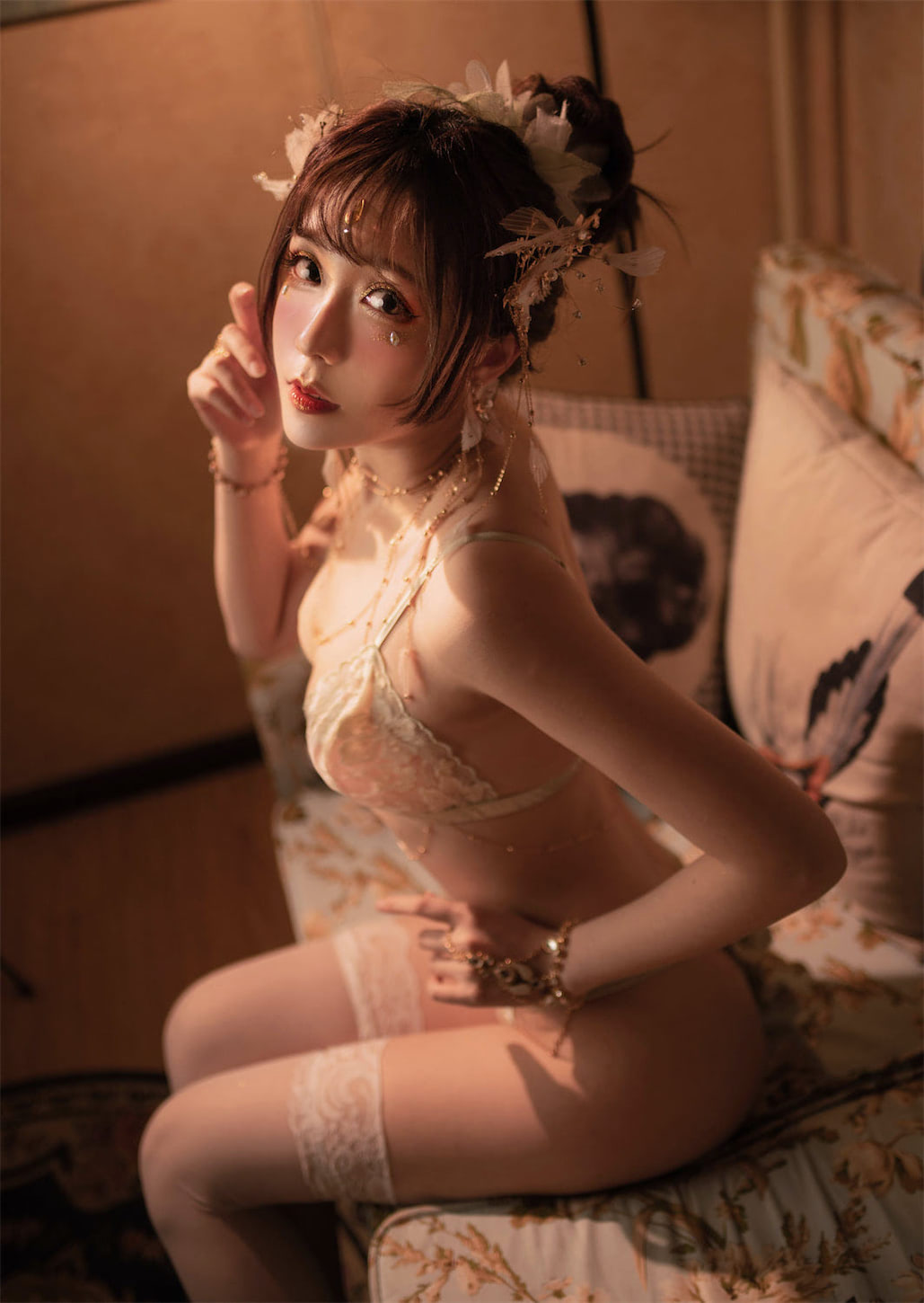 Sakiiii翎柒暖光蕾丝内衣23图插图1