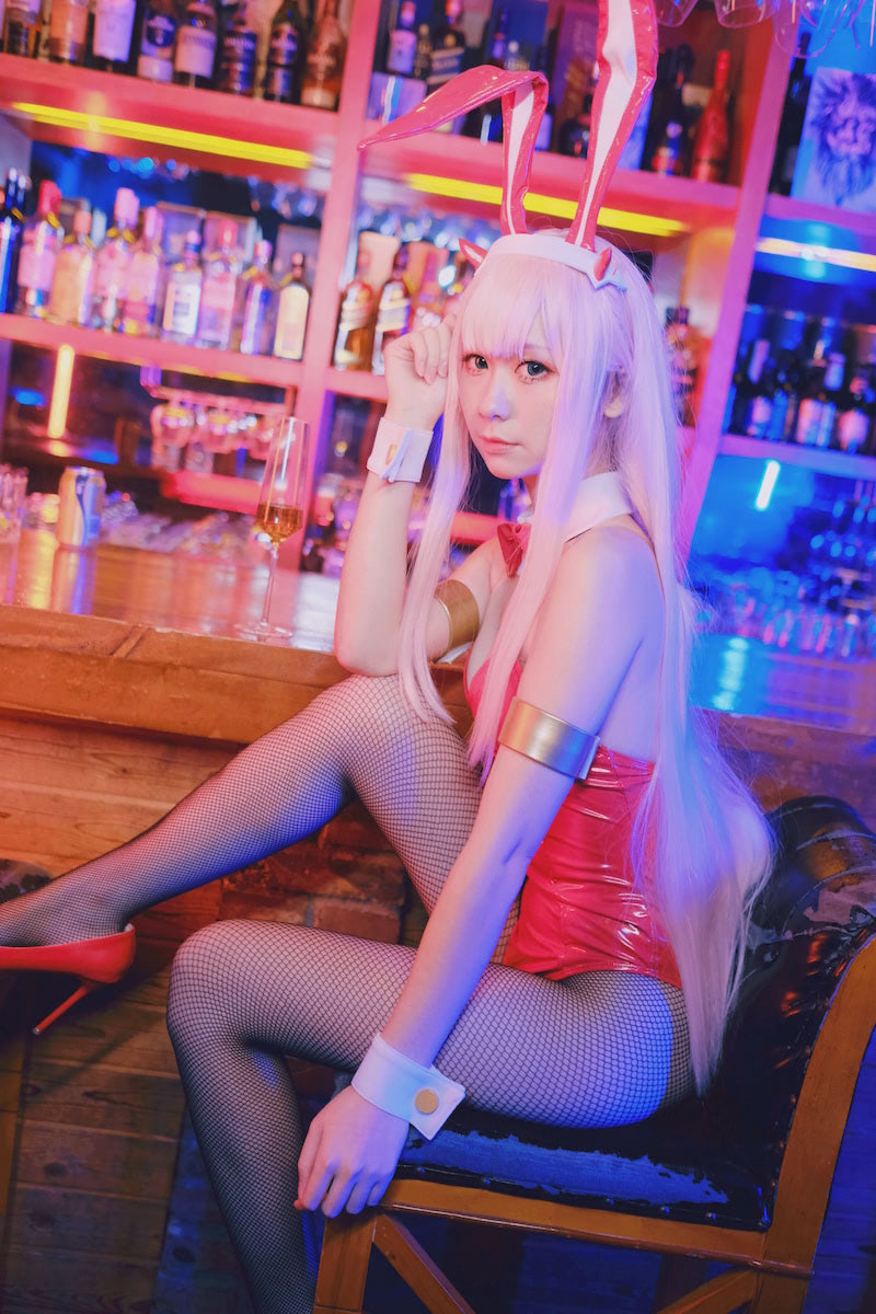 izumi泉桃子酒吧红漆皮兔女郎40图插图4