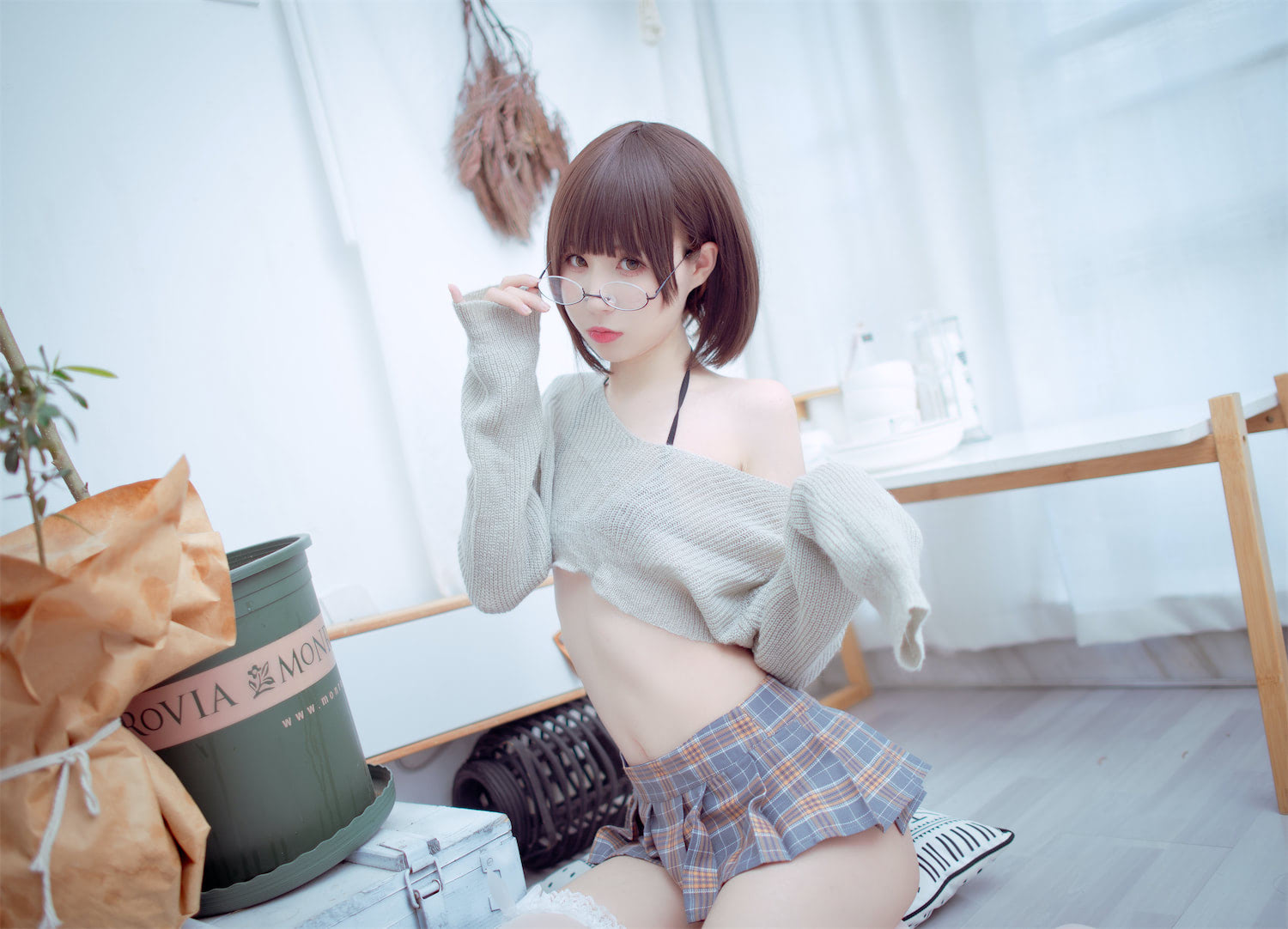 西园寺南歌灰毛衣9图插图1