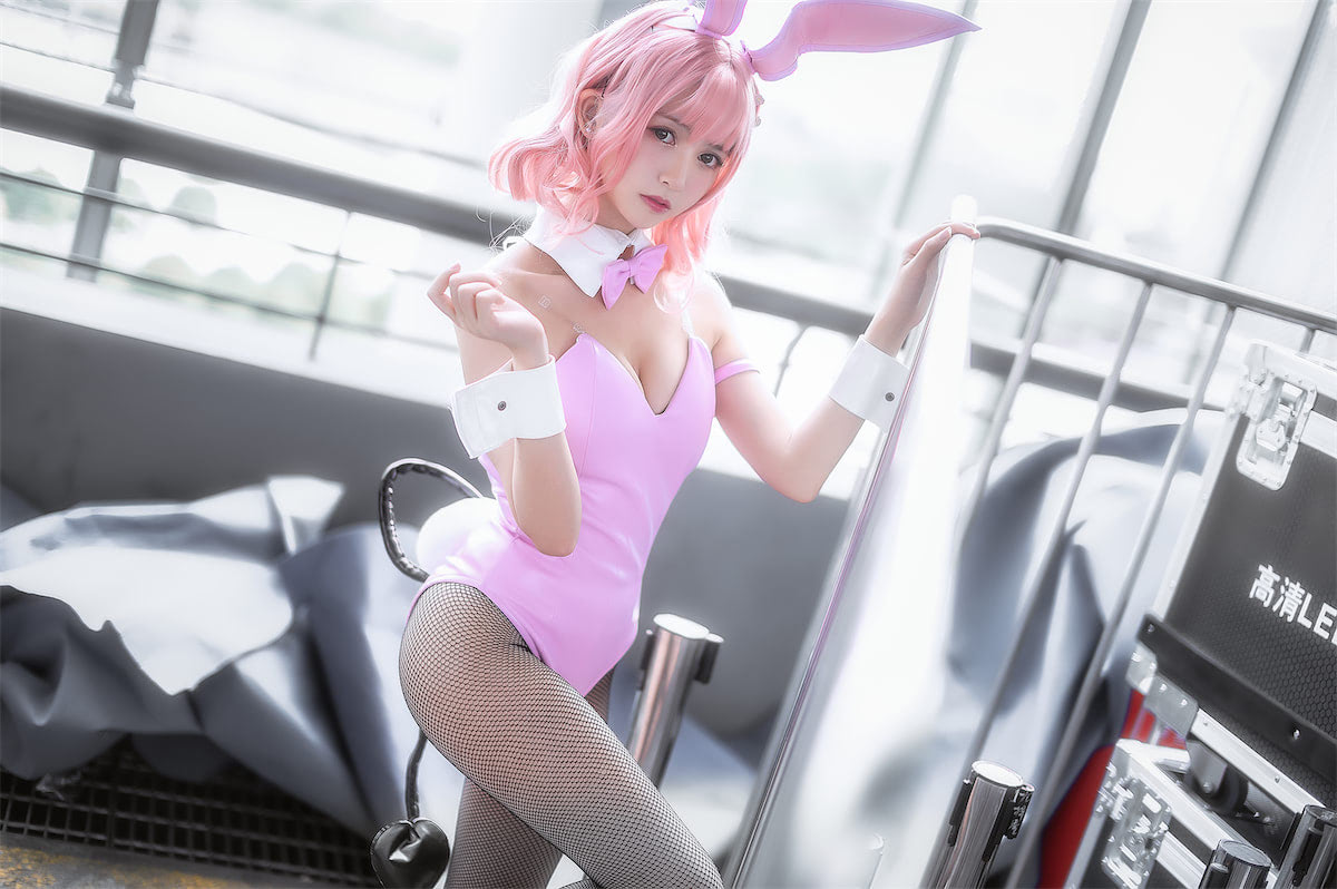 鳗鱼霏儿 漫展兔女郎9图插图3