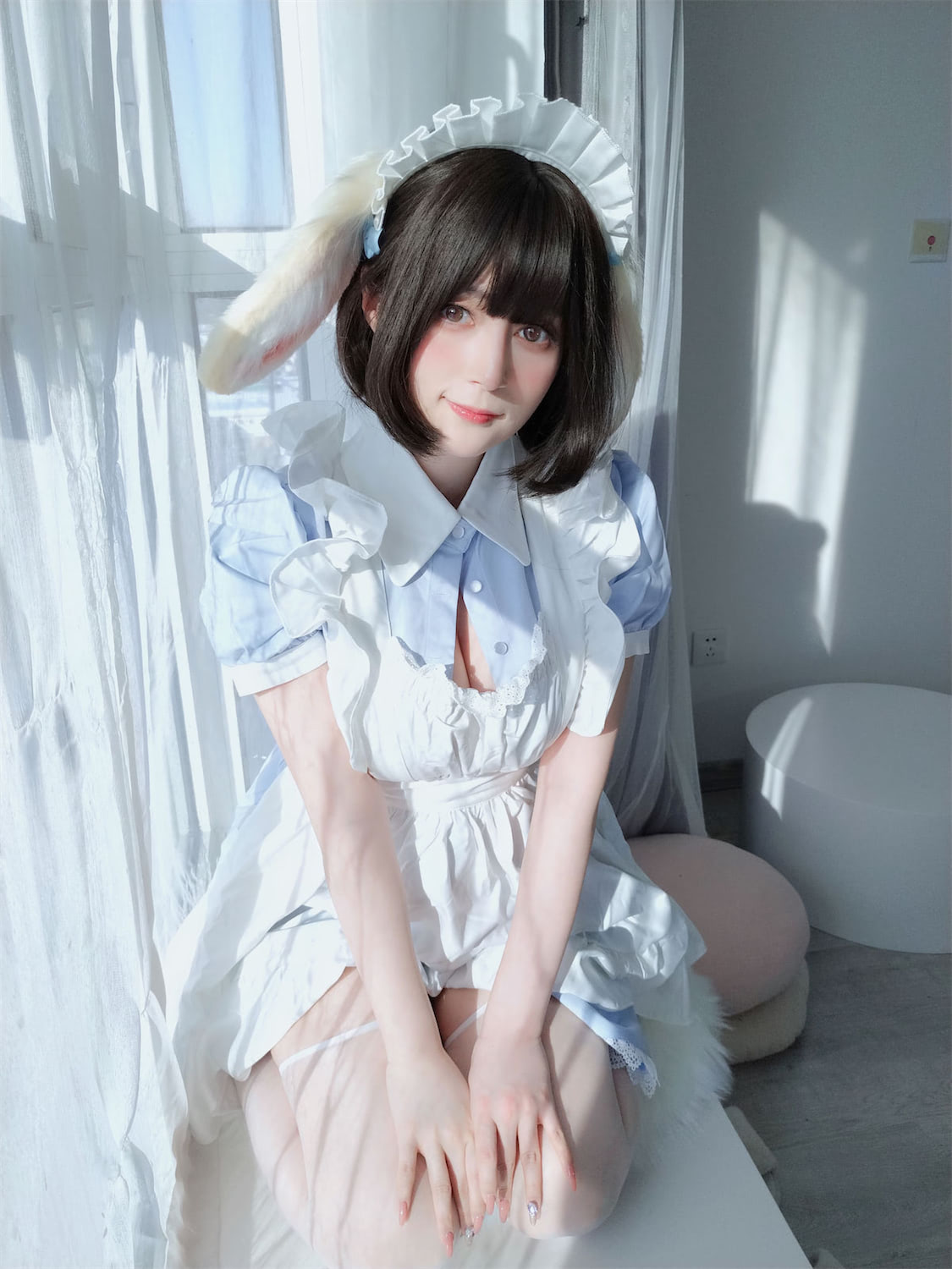 白银81白丝兔女仆147图3视频插图2