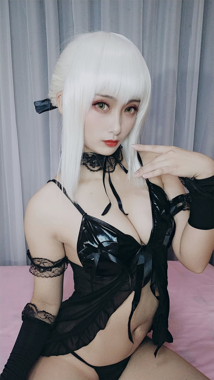 洛璃LoLiSAMA黑呆睡衣王座30图5视频插图2