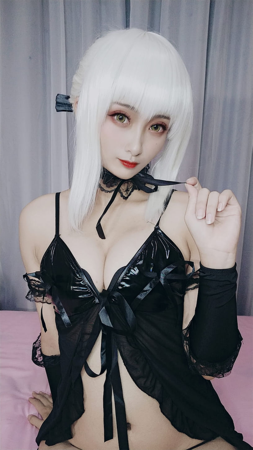洛璃LoLiSAMA黑呆睡衣王座30图5视频插图3