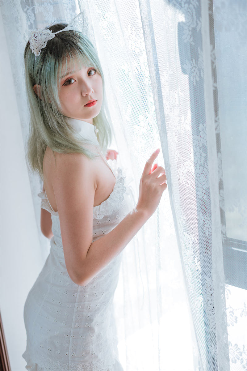 秋楚楚 白裙睡衣猫耳娘26图插图3