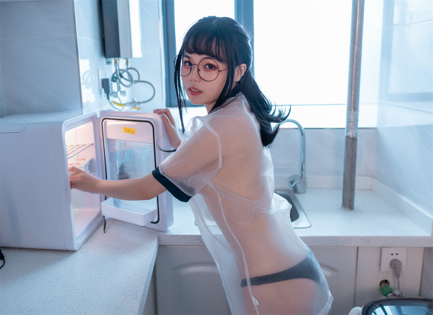 辣个喵喵鱼酸奶眼镜娘35图插图1