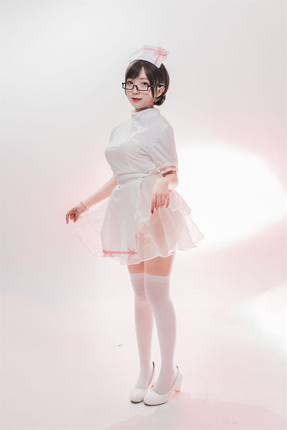 花铃粉色护士90图插图1