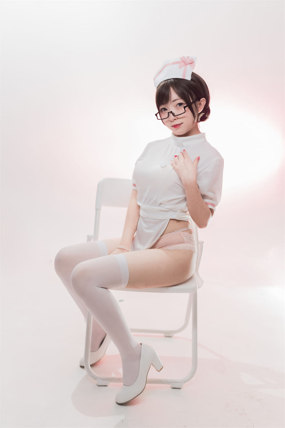 花铃粉色护士90图插图3