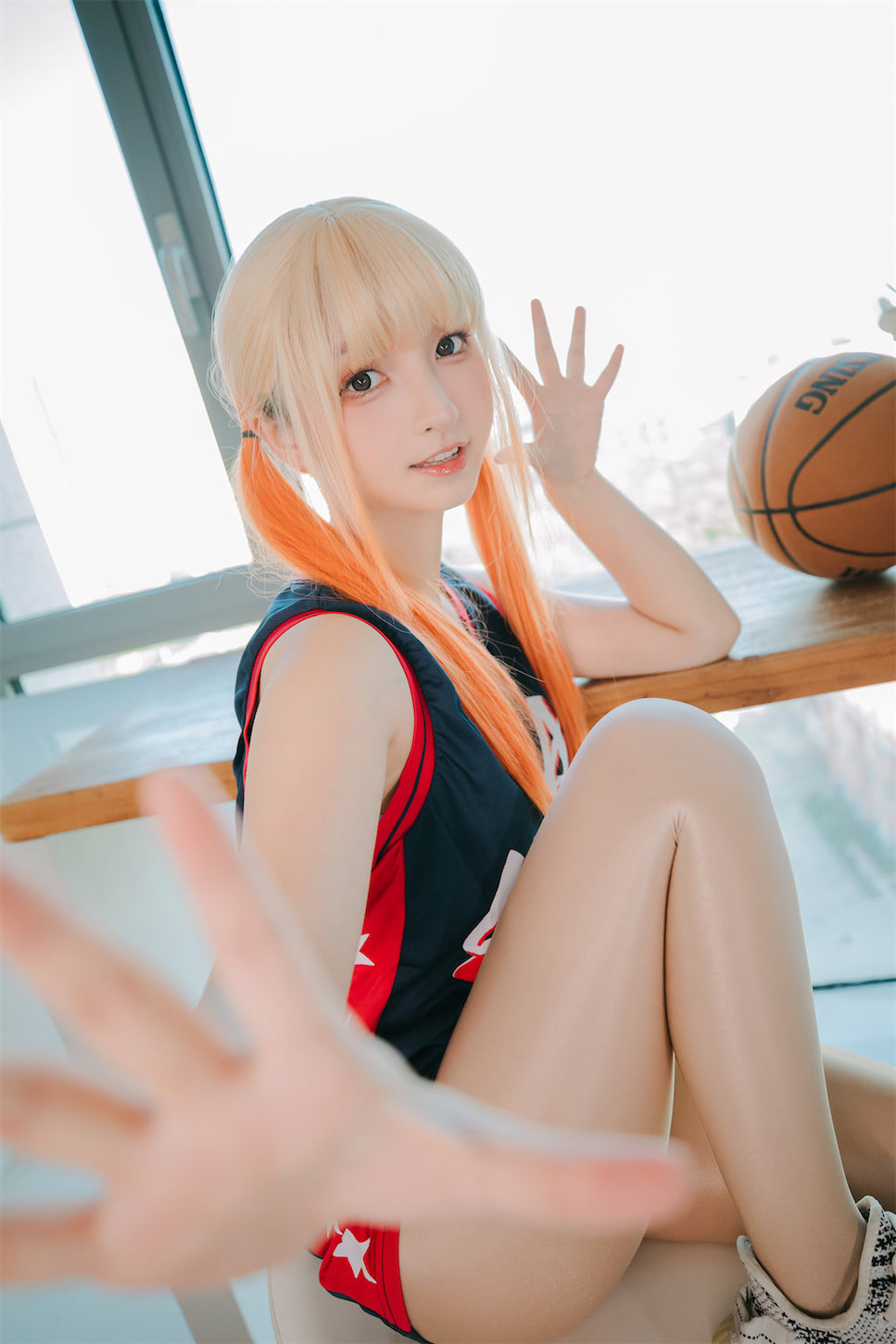 神楽坂真冬啦啦队白丝少女ハーフタイム150图2视频插图