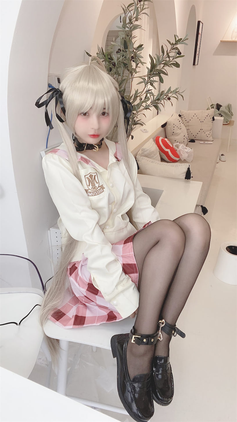 桜井宁宁黑丝穹妹99图3视频插图1