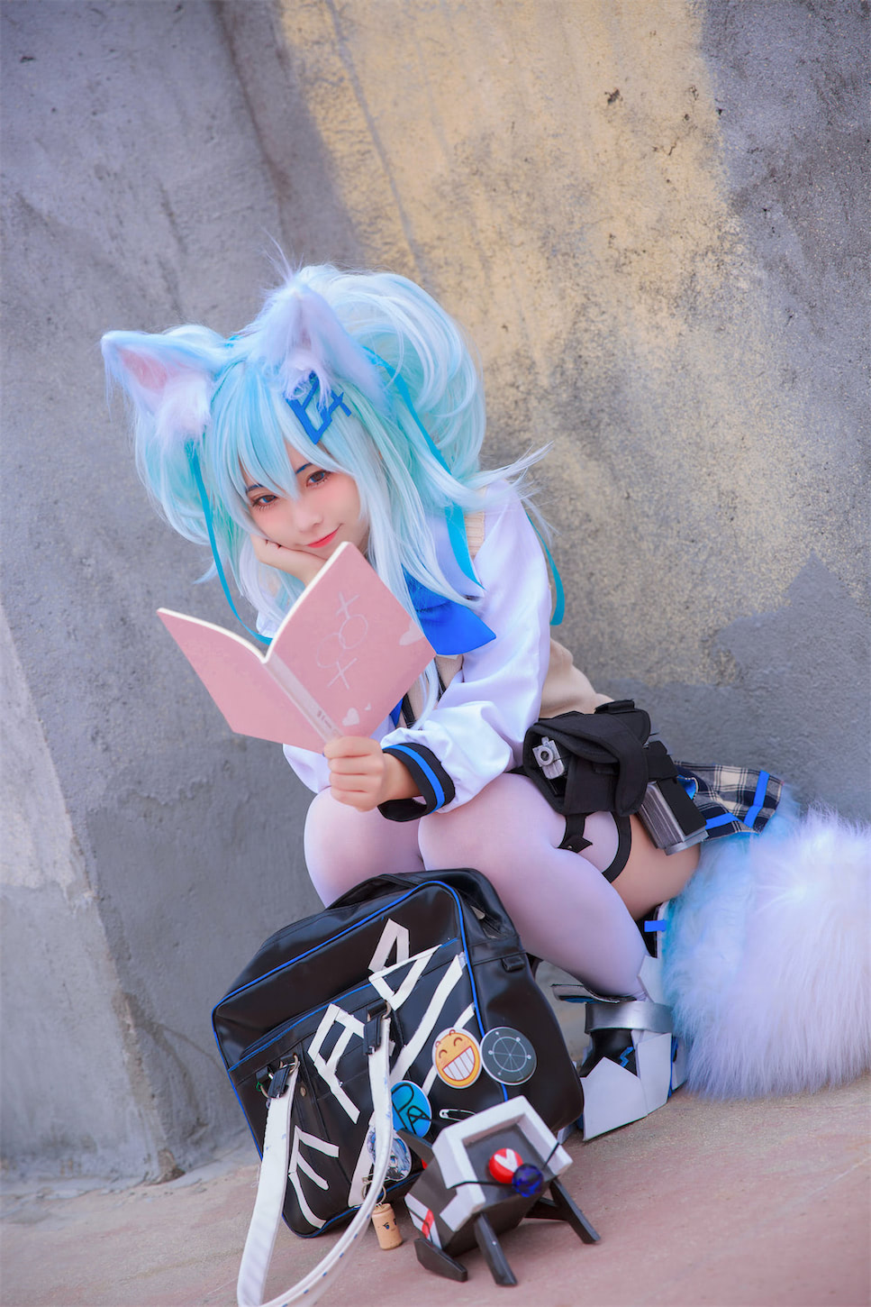 G44不会受伤少女前线PA15校服33图插图1