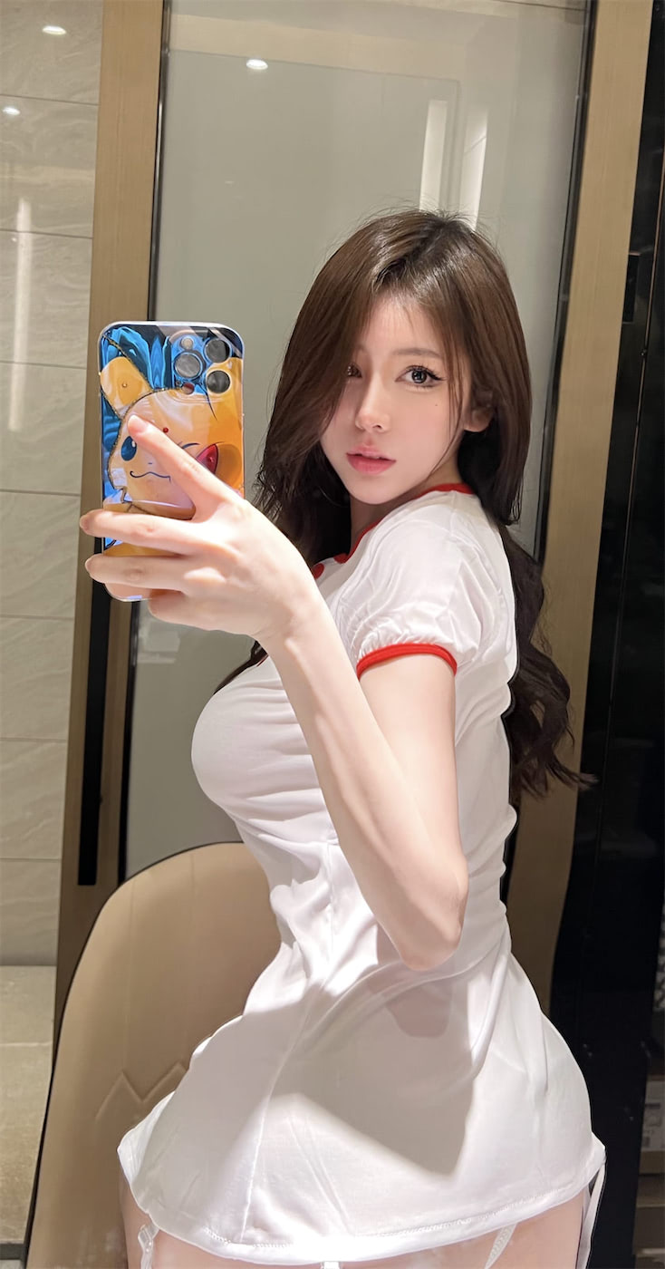 陈妮妮UNI纯欲小护士熟女76图插图