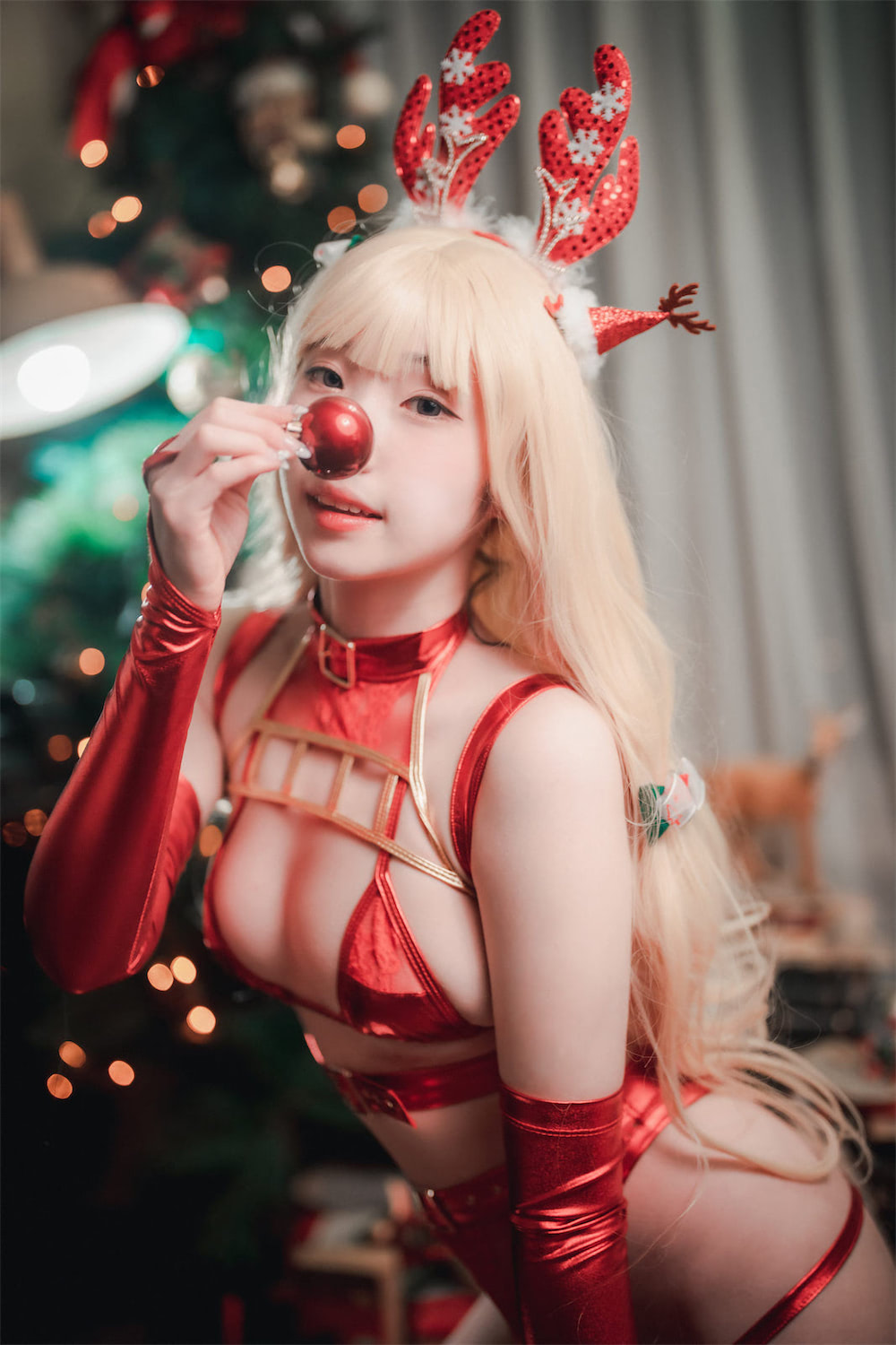 밤비Bambi圣诞红女郎131图插图4